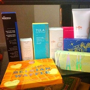 BEAUTY BUNDLE - High End Skincare & Makeup - NEW